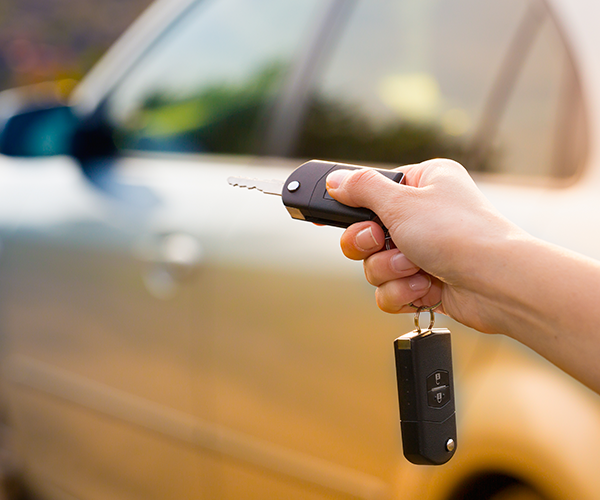 Programming-Automotive-Key-Fobs-for-Remote-Access